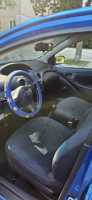 Авто Toyota Yaris 2003, мех. Синій