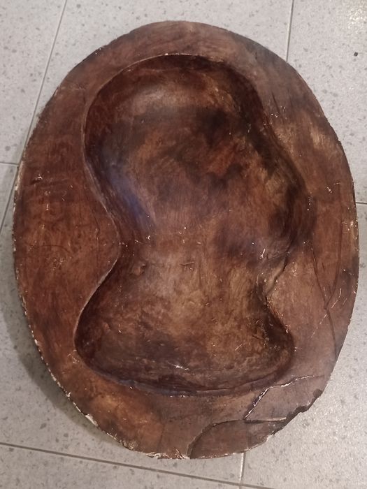 Busto de parede assinado - material gesso
