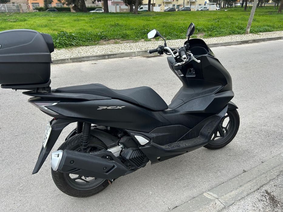 PCX 125 com 3.000km Impecável- Como Nova