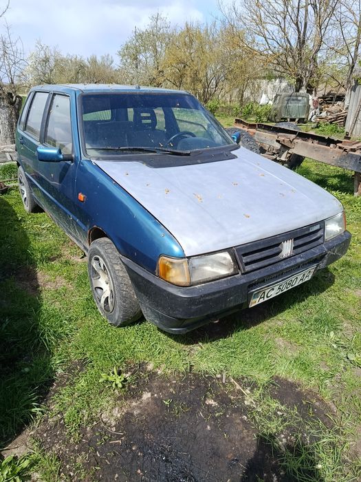 Продам автомобіль фіат уно
