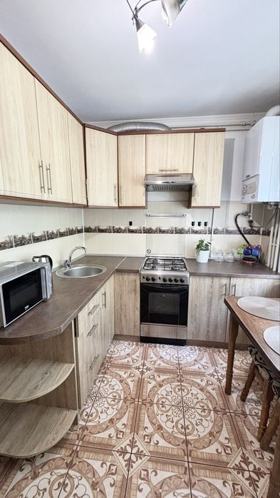 Подобово. 2-квартира в центрі. Р-н Собору