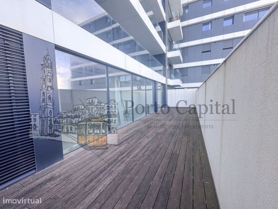 Espaço Comercial Premium Com Terraço Privativo Em Matosinhos Sul
