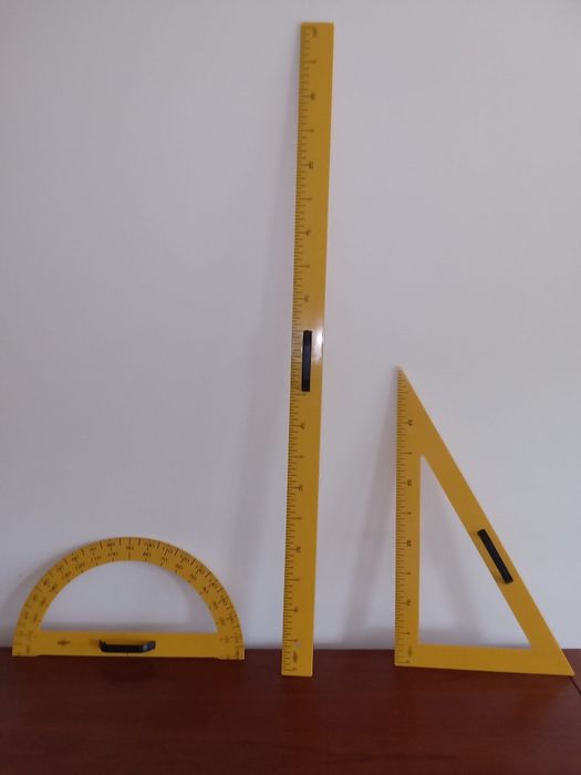 Material escolar, ideal para "Centro Estudos"