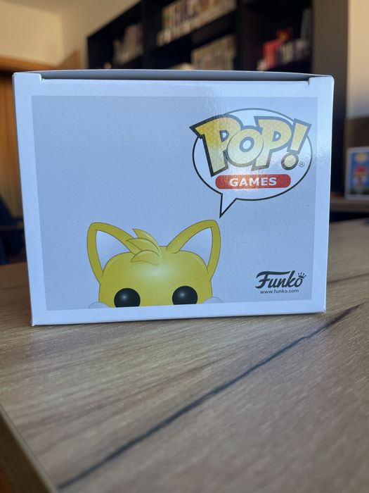 Funko Pop Tails Flocked - Sonic