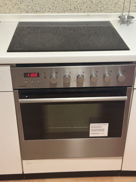 Електроплита  Privileg (комплект)з духовкою   та склокерамічною поверх