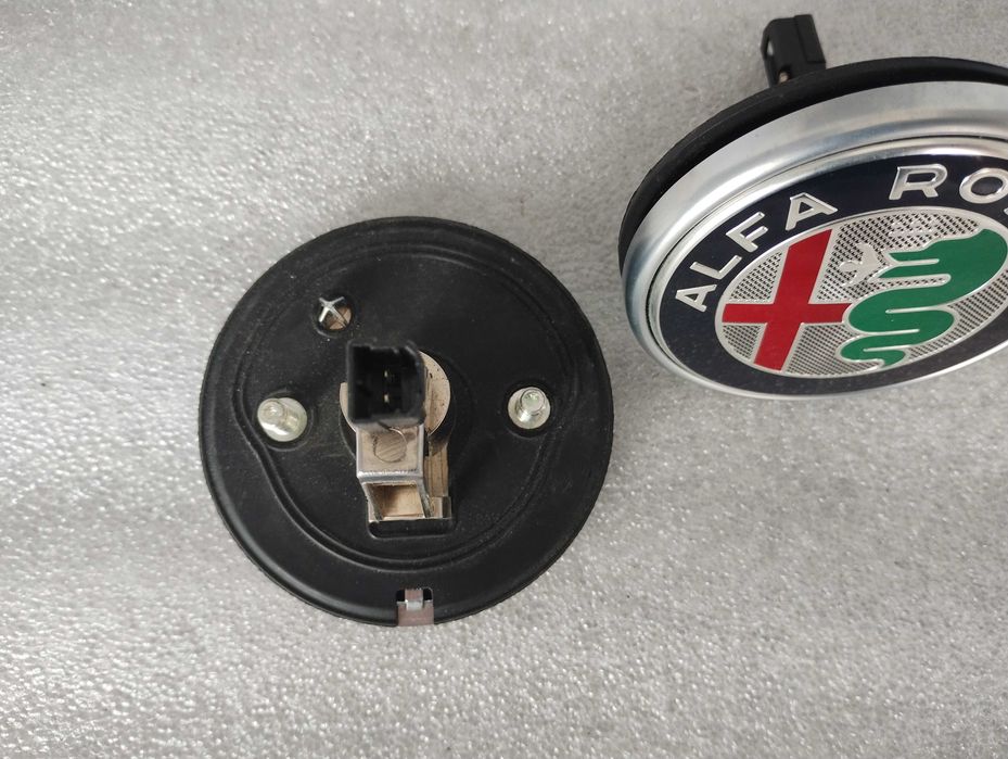 Znaczek Emblemat Alfa Romeo Microstyk