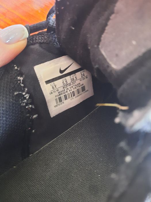 Кросівки Nike  женские