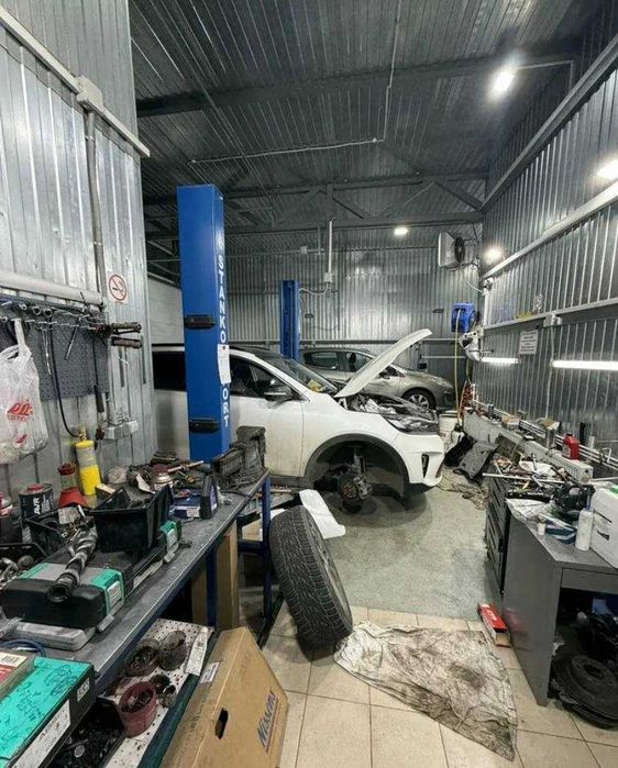 Продається готовий автосервіс.
