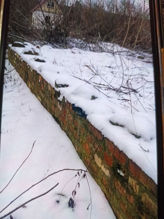 Зем ділянку розпочатим будівництвом