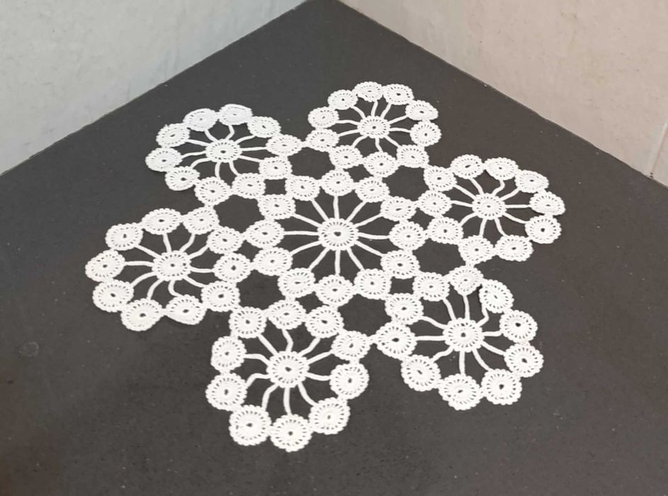 3 Napperons, antigos, intemporais, croché linha nº20, feitio de Flôr