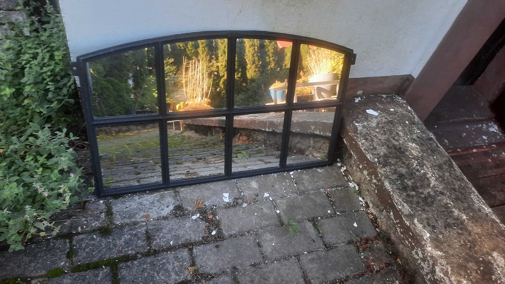 stare okno żeliwne z lustrem