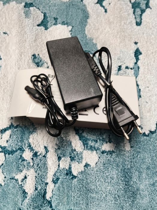 Carregador NOVO para Hoverboard