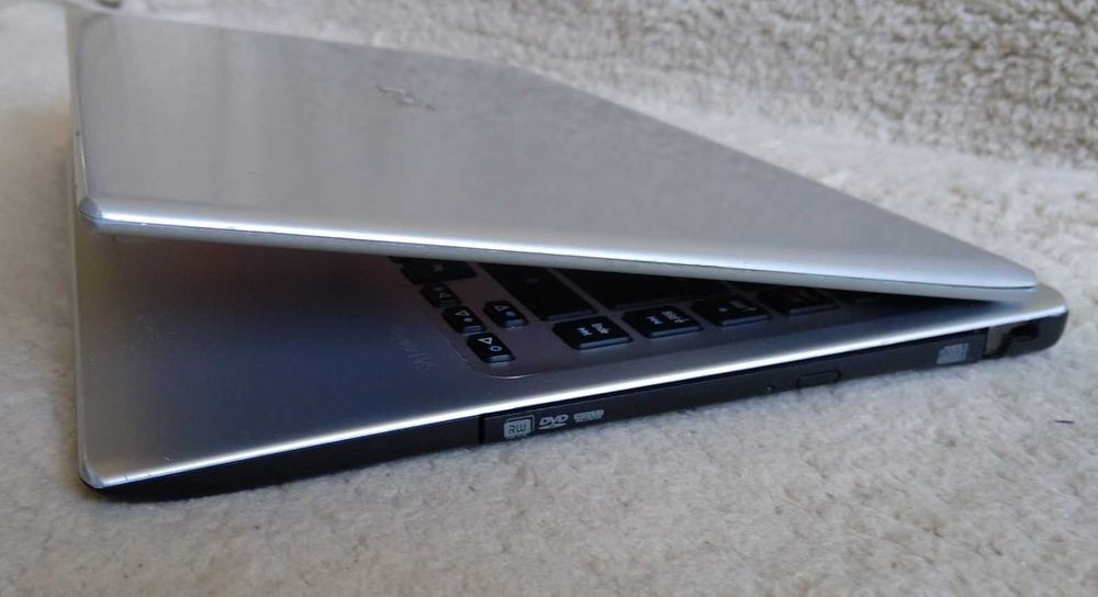 Acer Aspire V5-471P 14" DOTYK/ Intel Core i3-2375M/4 GB RAM/SSD240GB/Intel Graphics