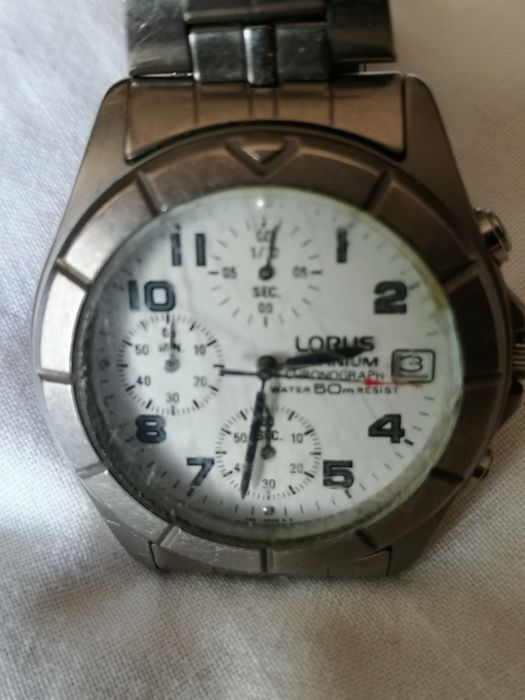 Relógio Lorus em Titânio