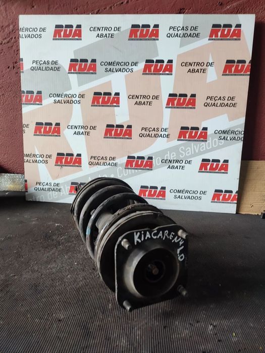 KIA CARENS SUSPENSÃO DIREITA