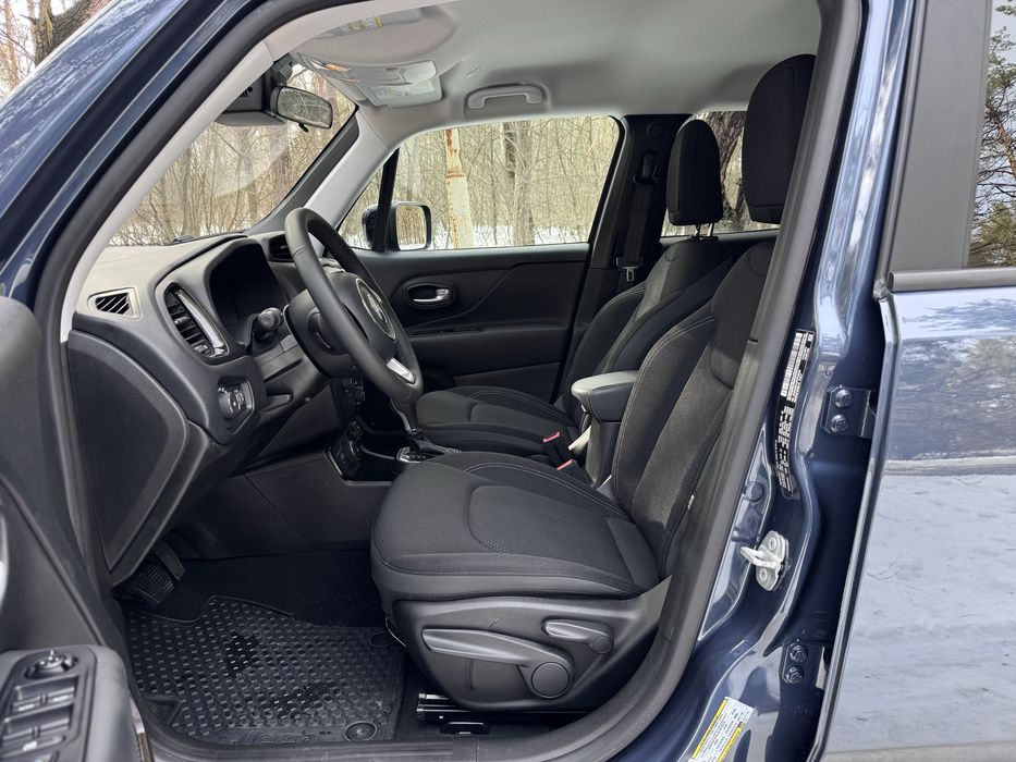 Jeep Renegade Altitude, 2023 року, 1.3 бензин, автомат, 4х4 , 27т.км.