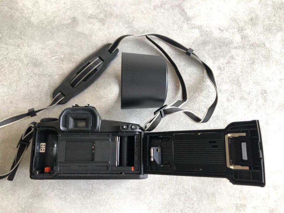 Фотоапарат Canon EOS 500n