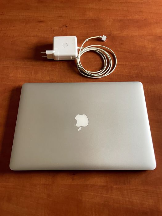 MacBook Pro 15" Retina (Late 2013) – i7 / 16GB RAM / 256GB SSD