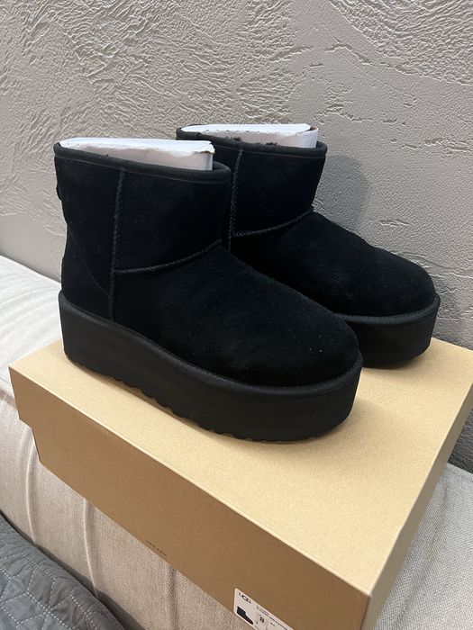 Жіночі  UGG  classic mini