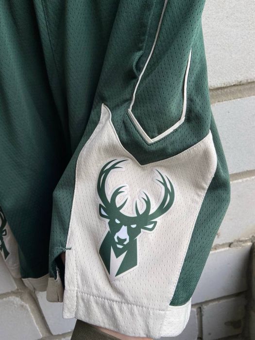 Баскетбольні шорти Nike NBA Milwaukee Bucks