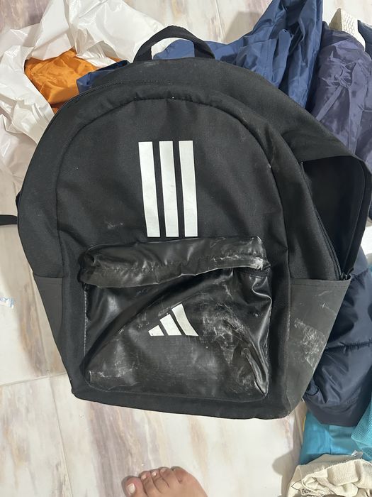 Рюкзак adidas гарний стан оригінал