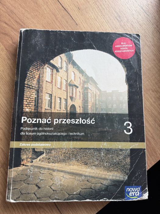 Sprzedam podreczniki kl 1-3 liceum technikum
