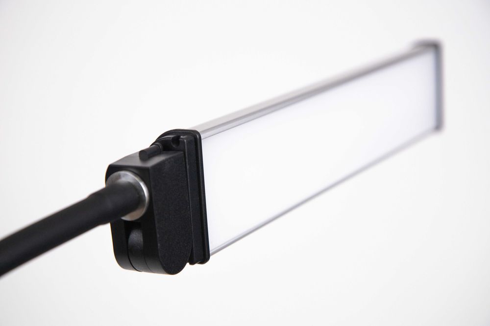 Лампа LUMERTY Double 45w зі штативом - для бьюті-індустрії, фото/відео