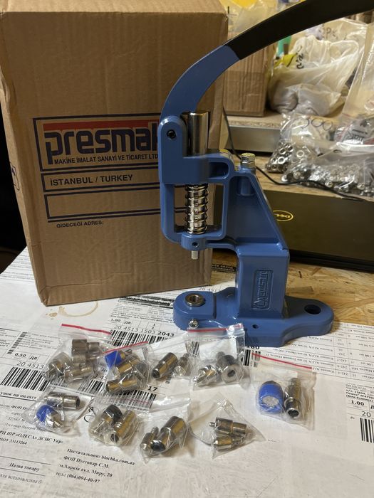 Преса для установки фурнітури, гудзики джинсові, кнопки нержавійка