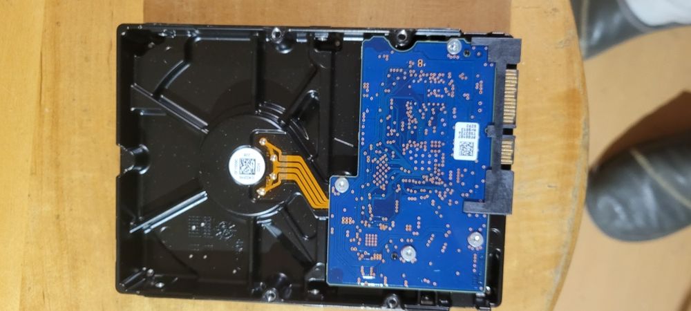 Dysk  twardy TOSHIBA 1TB