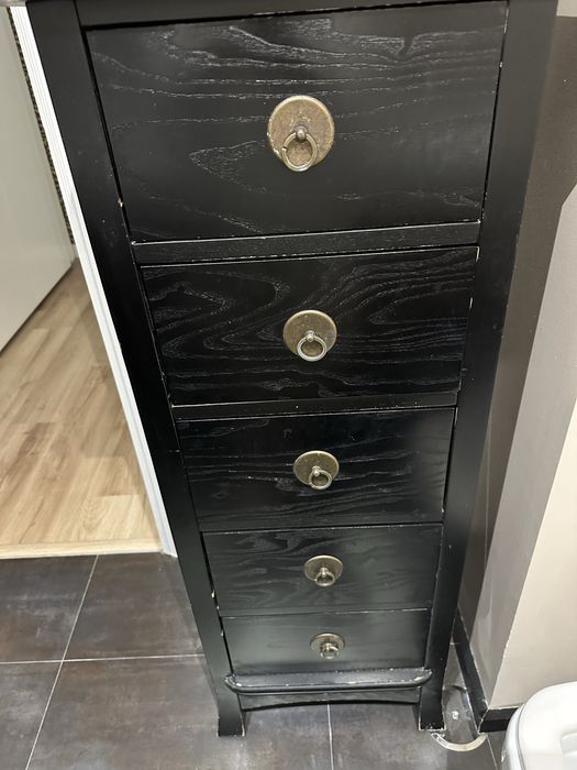 Cómoda de madeira com 5 gavetas estilo oriental