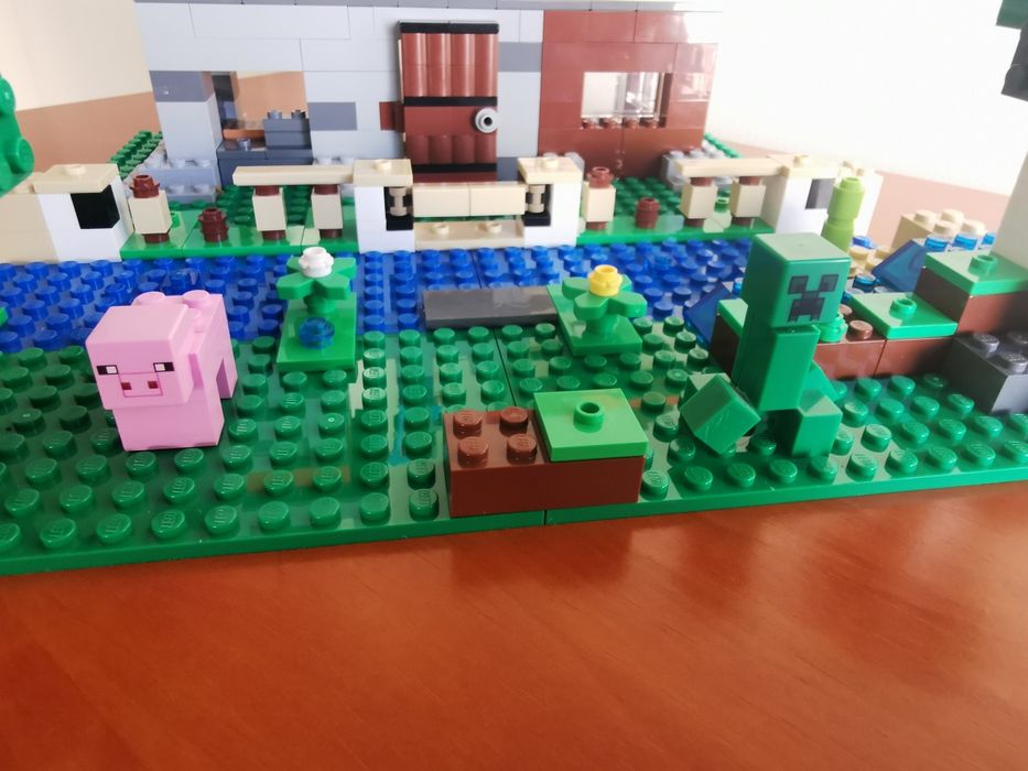 Lego 21161 Minecraft The crafting box 3.0