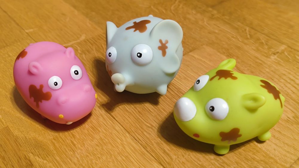 Набір іграшок для купання + подарунок