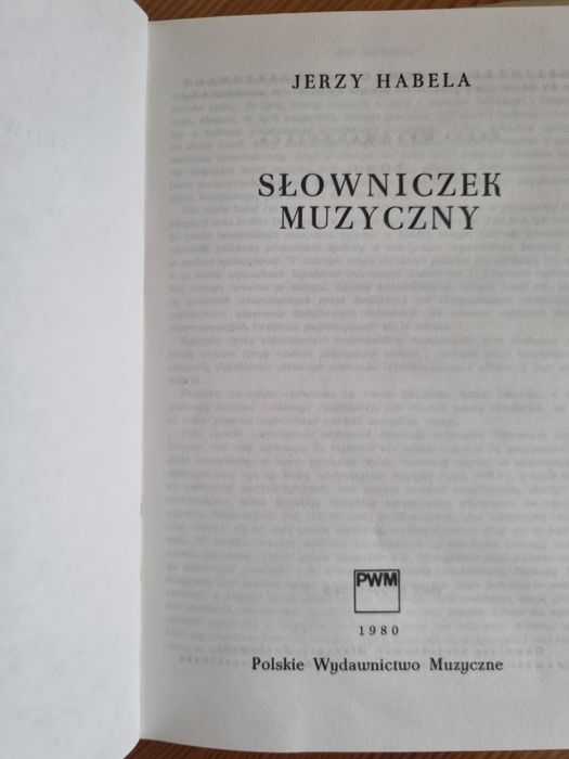 Książka słowniczek  muzyczny