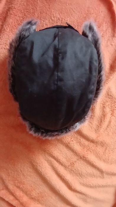 Продається  шапка вушанка.