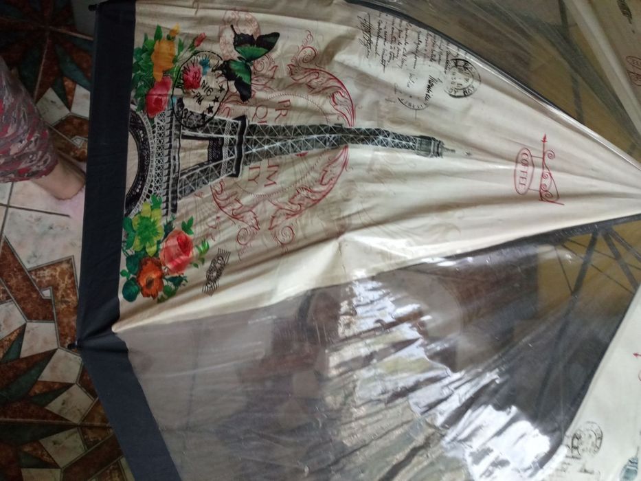 Продам зонтик женский.