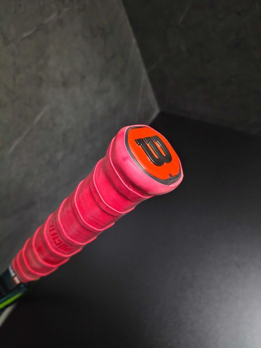 Wilson Blade V9 18x20 L4  - Nowy naciąg
