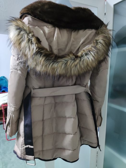 Kispo Bege com capuz tamanho S/M