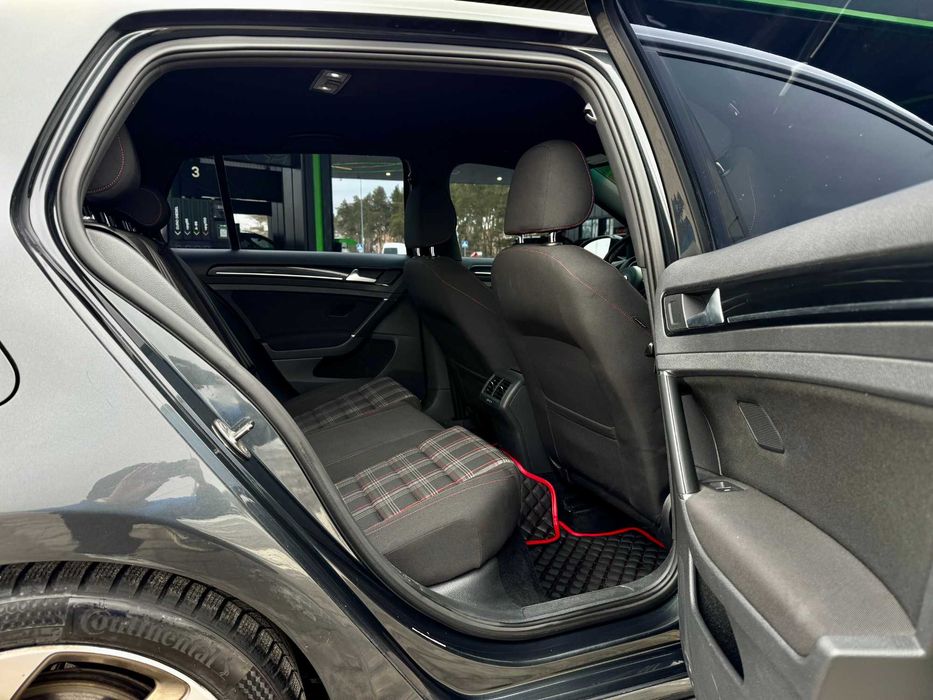 Volkswagen Golf GTI 2015