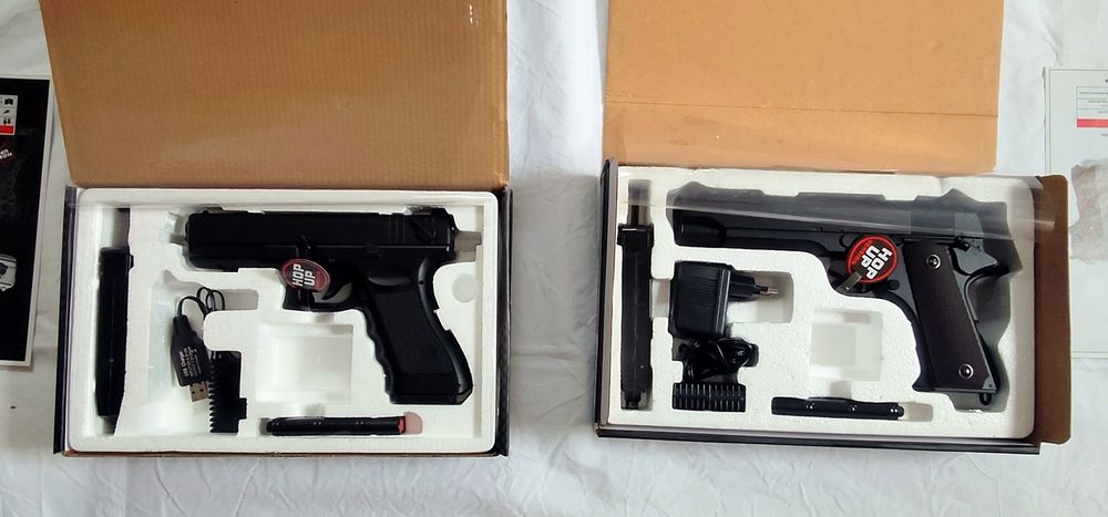 Pistola de airsoft elétrica NOVO CM123  CM030