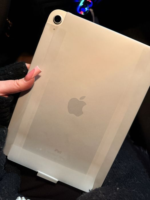 NOWY IPAD 10 gen 64gb WiFi