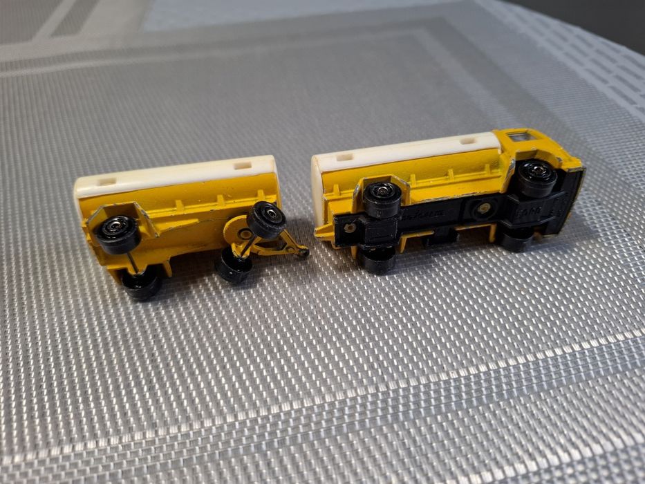 Majorette Ford +naczepa model