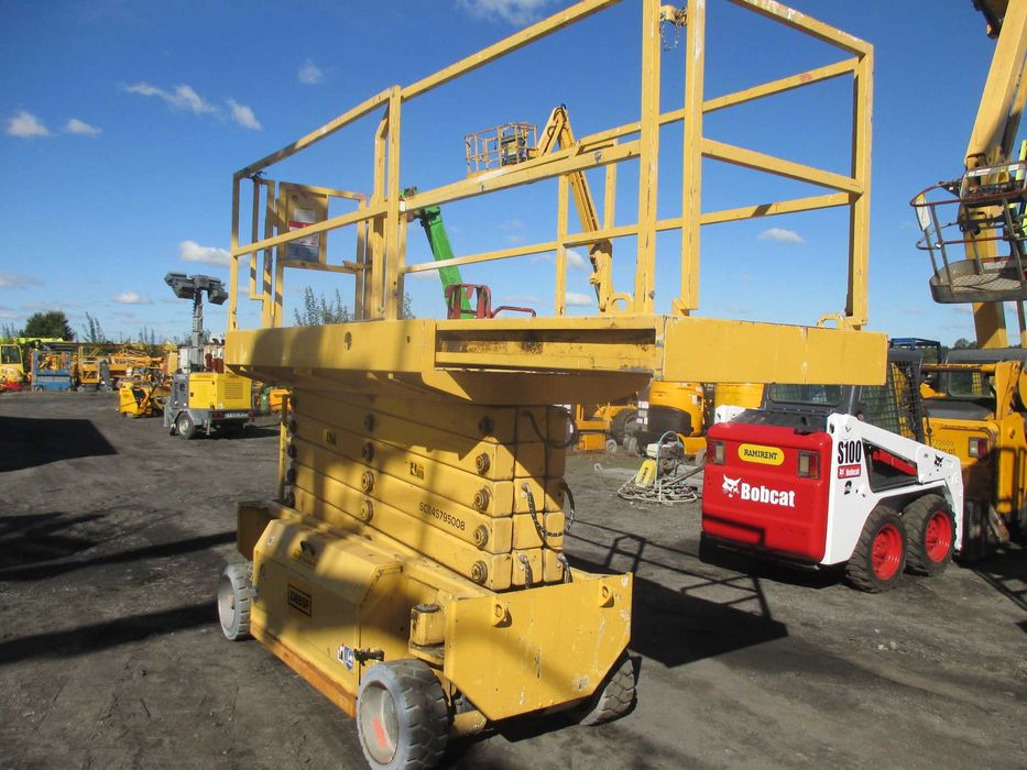 Podnośnik nożycowy 14 m HAB S142-12E2WD (JLG Genie Haulotte) UDT