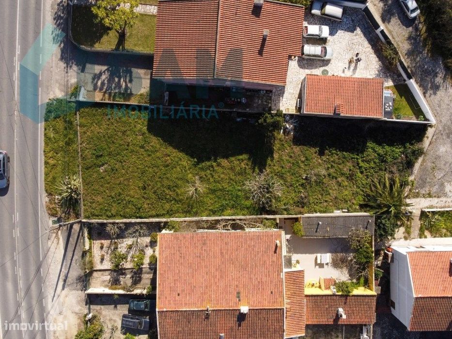 Lote de Terreno com Excelente Exposição Solar - Gaeiras, Óbidos