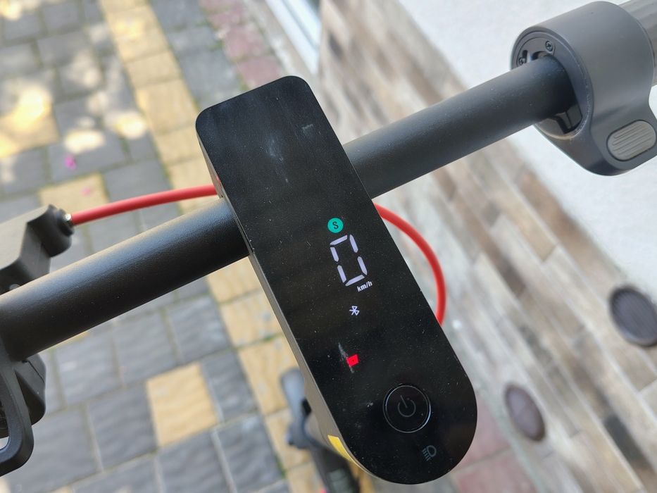 Електросамокат Xiaomi electric scooter 4 pro 2 nd gen