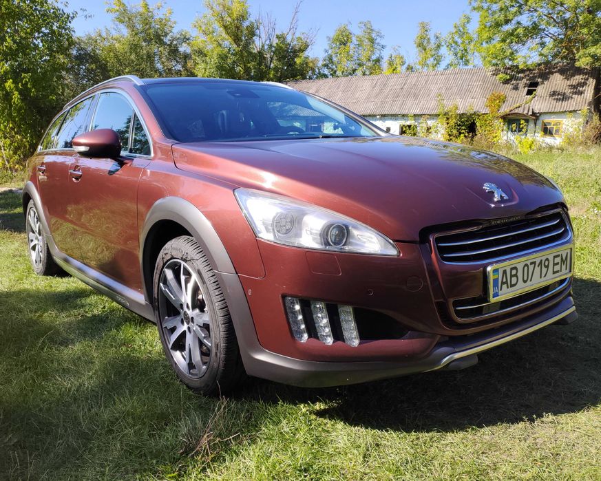 Peugeot 508 RXH гібрид 4×4
