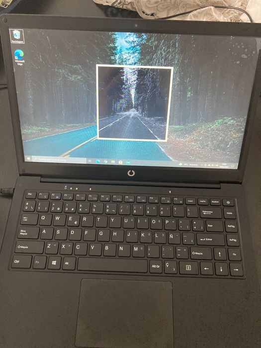 Pc PIXTON • Netbook Pro 4/64