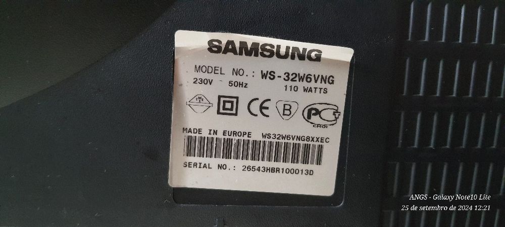 Excelente TV Samsung 32' (tubo) + extras.