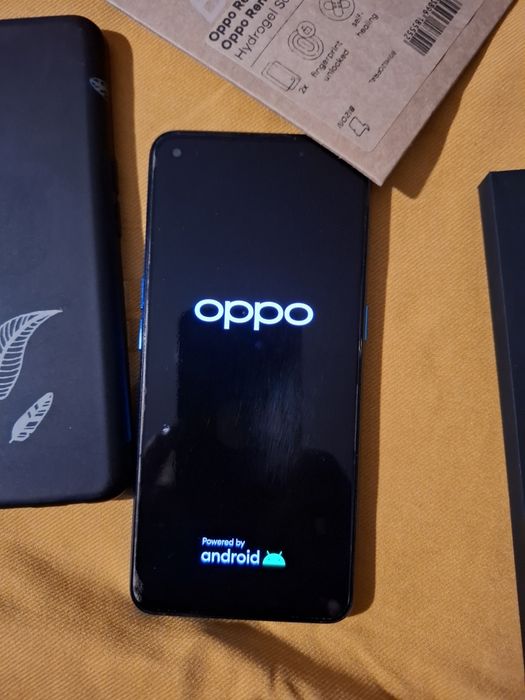 Telefon OPPO RENO5 5G