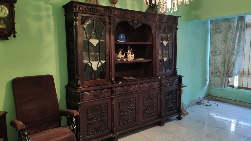 Móvel armário de sala, madeira escura vintage