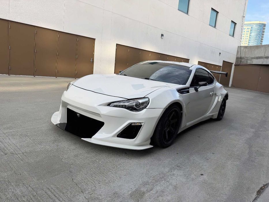 Toyota 86      2018